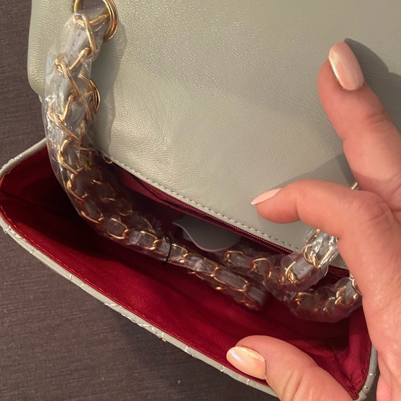 High Quality durable butter soft genuine leather. - Picture 5 of 9